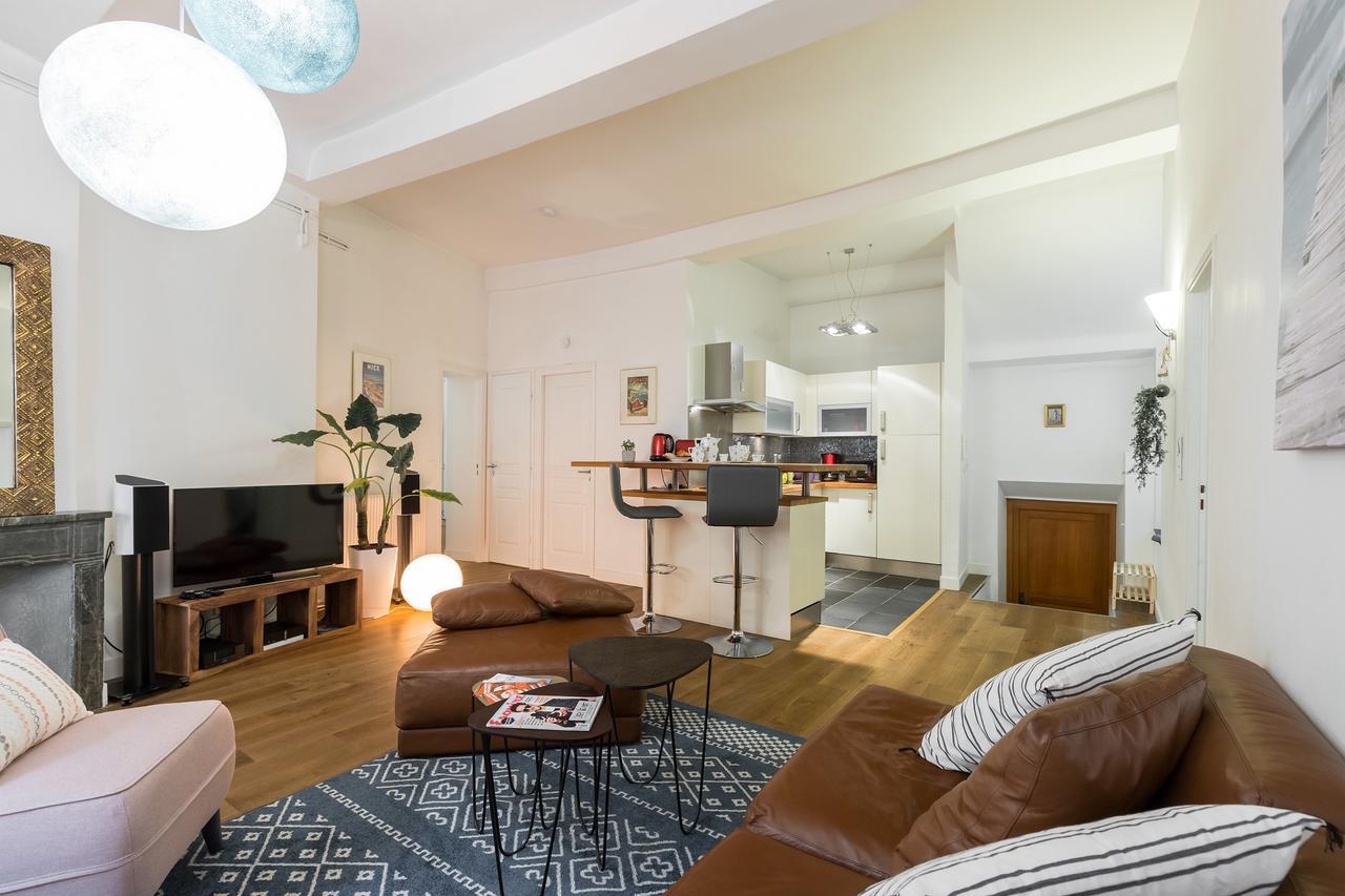 Pref 2 - F4 - Vaste Et Bourgeois ,3 Chambres, Ascenseur, Vx-Nice Exteriör bild